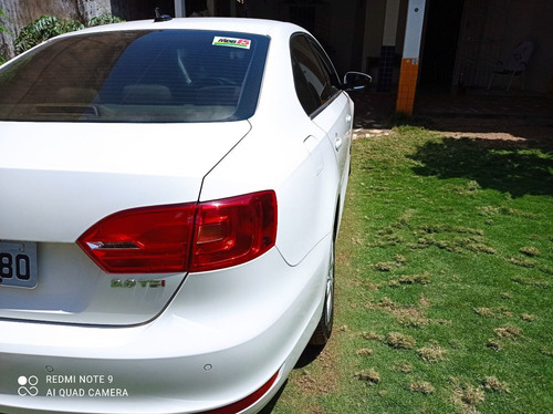 Imagem 3 de 6 de Volkswagen Jetta 2012 2.0 Tsi Highline 4p