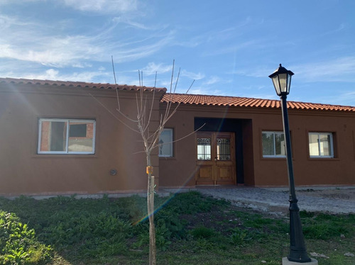 Imagen 2 de 14 de Casa En Santa Ines De Canning! Al Pulmon Verde! Toma Depto!