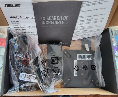 Mini Pc Asus Pn41 Intel Celeron, Sin Disco Sin Memoria (Reacondicionado)