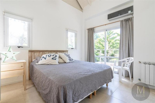 Imagen 27 de 30 de Casa En Venta - 6 Ambientes - Barrio Privado - La Herradura - Pinamar