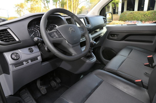 Imagen 14 de 15 de Citroën Jumpy 1.6 L3 Hdi 115 Business 2022