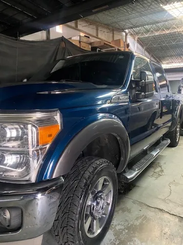 Super Duty 250 / 4 Puertas