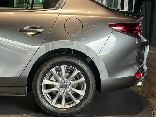 Mazda 3 Touring Hibrido 2.0/ 2026 Ms