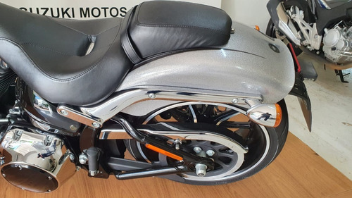 Harley Blackout 2015 Prata 11000 Km Com Escape