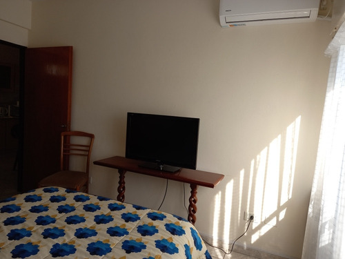 Imagen 3 de 14 de Departamento 2 Dormitorios Por Día O Semana