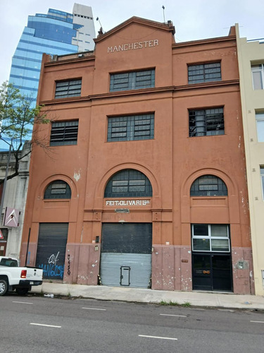 Ing. Huergo - Av Brasil: Edificio En Block - Oficinas Y Depositos. Salida A 2 Calles