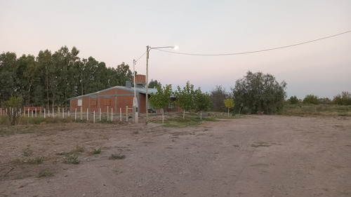 Casa Nueva De 165 Mt2 Con Importante Terreno De 4448 Metros