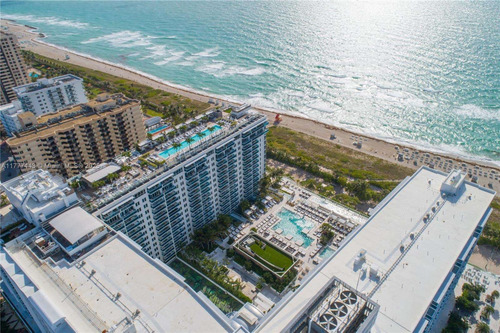 Alquiler Departamento Miami Beach 2 Amb/ Playa Y Cochera Roney Palace / 1 Hotel Complejo 5 Estrellas. 3 Piscinas, Jacuzzi, Acceso Directo A La Playa 5 Cuadras De Lincoln Road. 2301 Collins Ave.