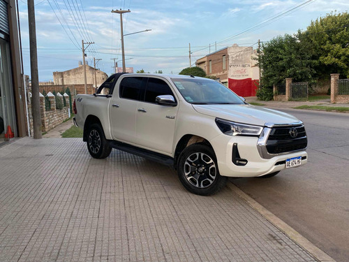 Toyota Hilux Pick-Up 2.8 Cd Srx 204Cv 4X4 At