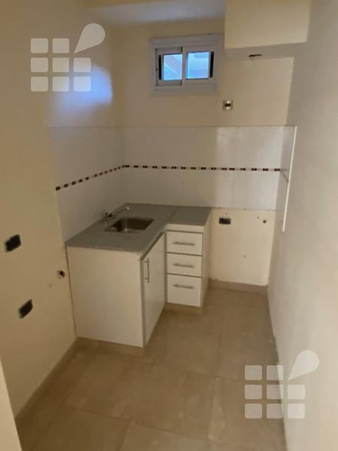 Imagen 5 de 13 de Departamento - La Plata