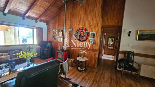 Casa En Venta De 4 Dorm. En Rengo