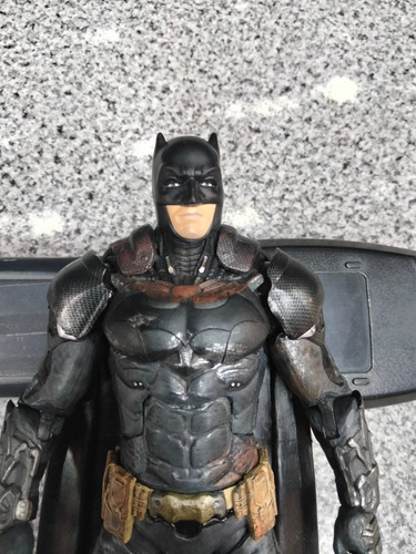 Dc Collectibles Batman Knight, Personalizado!! (Usado)