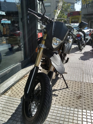 Moto Beta Motard 200 2.0 2010 En Excelente Estado Motovega