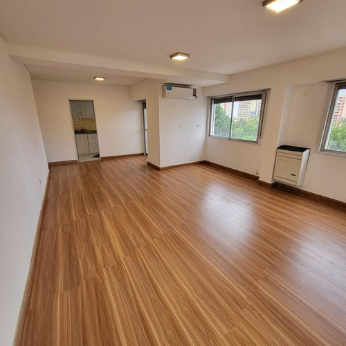 Alquiler Departamento 3 Dormitorios, En Centro De Neuquén Capital