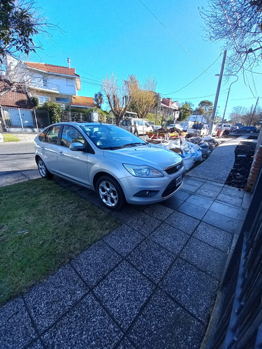 Ford Focus 2 2.0 Ghia At