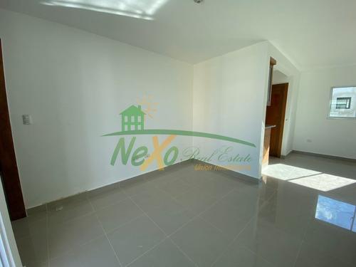 Apartamento 3er Nivel En Residencial Con Piscina, Santiago