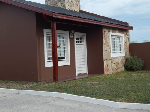 Vendo Complejo De 4 Cabañas.¡¡¡retasado!!!