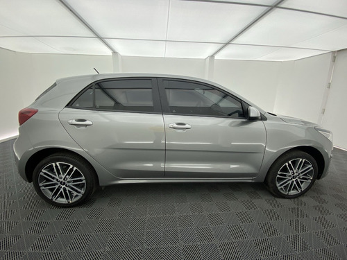 Imagen 12 de 25 de Kia Rio Vibrant
