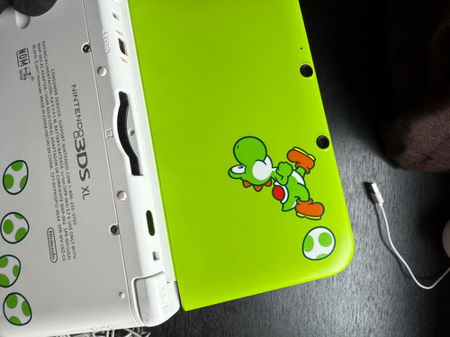 Consola Nintendo 3ds Xl Yoshi Rara Original Coleccion Verde (Usado)