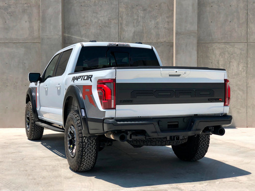 Ford Lobo Raptor 5.2 V8 R 4Wd At