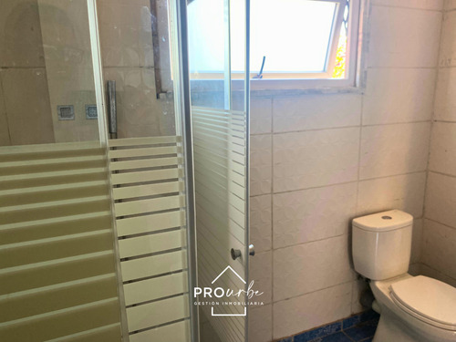 Gran Terreno - Casa En Venta 3 Dorm. 2 Baños En Valle Grande