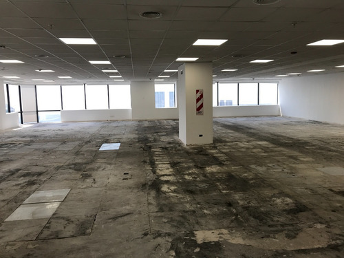Oficinas En Alquiler | San Martín 300, San Nicolás, Caba | Pisos 17, 18, 29 Y 30 - 3.023 M²