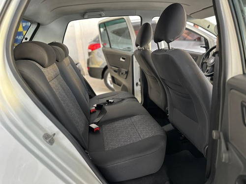 Volkswagen Fox 1.6 Vht Trend Total Flex 5p