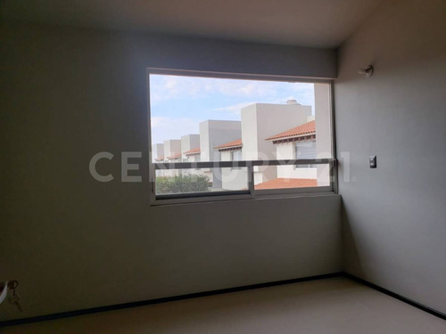 Imagen 9 de 30 de Se Vende Casa En Senda Real Celaya Guanajuato