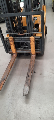 Imagen 8 de 16 de Caterpillar 1.5kg