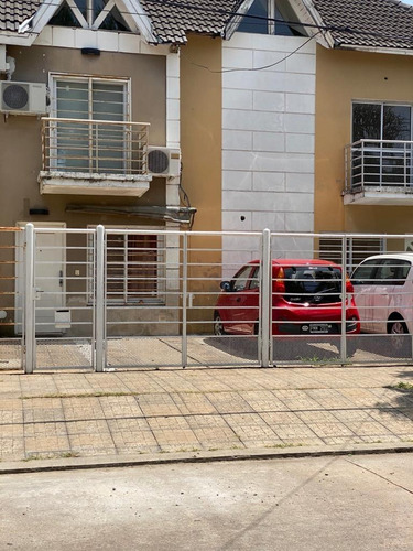 Imagen 5 de 21 de Triplex 4 Ambientes Ramos Mejia Sin Expensas