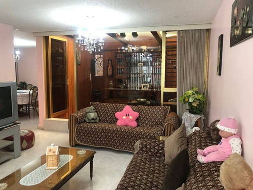 Imagen 7 de 21 de Casa Para Oficina Silenciosa Viveros De La Loma