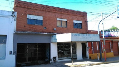 Imagen 3 de 21 de Vende Galpon Local Y Depto De 3 Amb. Pilar Centro