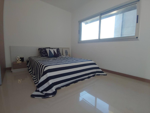 Av. Juan B. Justo 2350 - Villa Crespo - Capital Federal