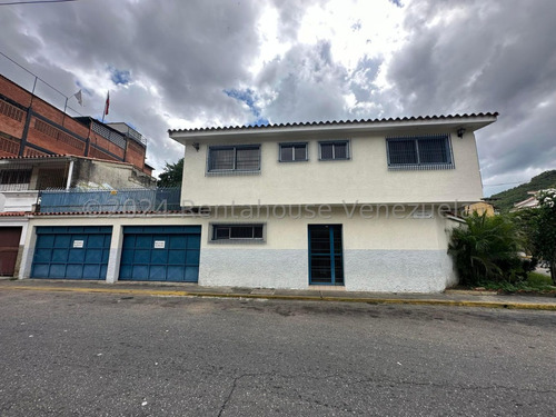 Casa En Venta - Desyree De Abreu