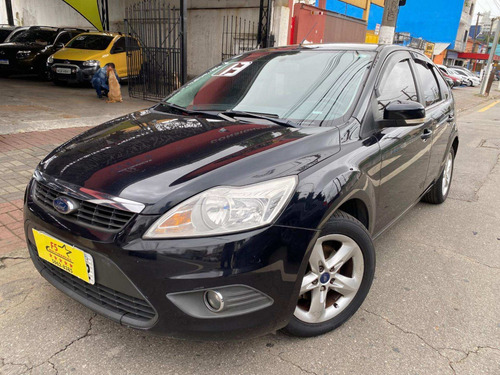 Imagem 1 de 13 de Focus Hatch 1.6 Completo+flex+rodas