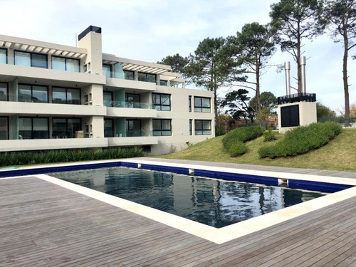 Venta Apartamento 2 Dormitorios Carrasco Ref 382