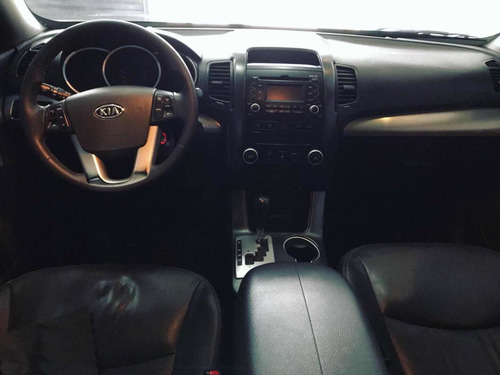 Kia Sorento 2.4 Ex 5l 4x2 Aut. 5p 2012