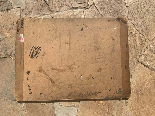 Imagen 2 de 3 de Tabla De Dibujo 1/4 Con Funda En Perfecto Estado