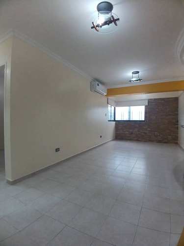 Apartamento En Alquiler Valencia Urb Trigal Norte (mer)