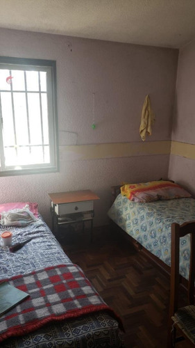 Venta!! Casa De Cuatro Dormitorios- Residencial Del Chateau.