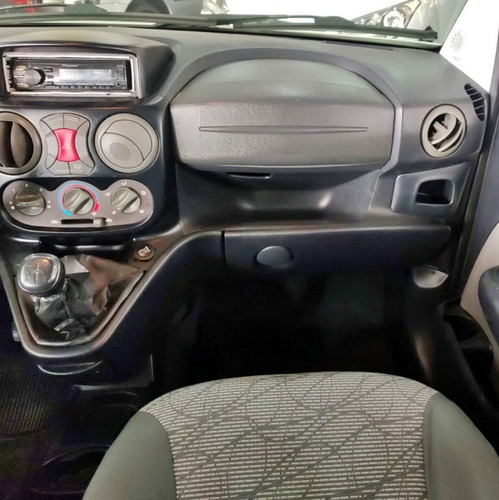 Fiat Doblo 1.8 16v Essence 7l Flex 5p