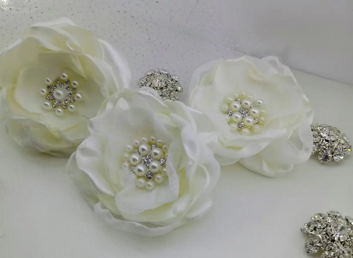 Flores De Tela, Artesanales, Para Ropa O Cabello. | MercadoLibre