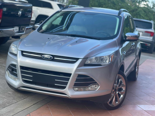 Imagen 1 de 9 de Ford Escape Se