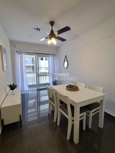 Departamento En Venta En Pleno Centro De Mar Del Plata 2 Ambientes A La Calle