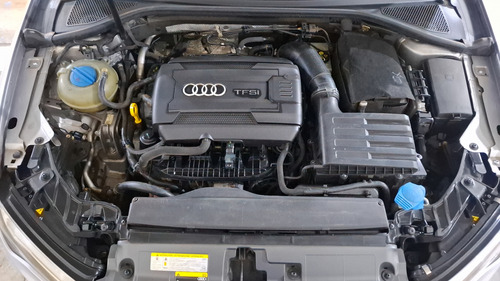 Audi A3 1.8 TFSI AMBIENTE S TRONIC