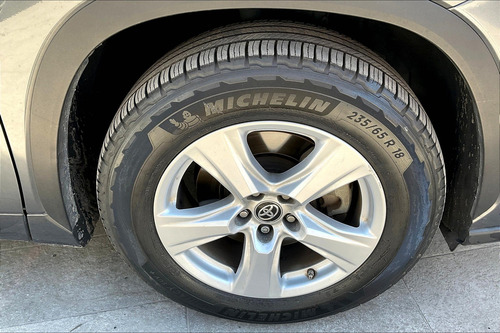 Toyota Highlander 3.5 Le At