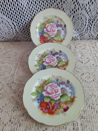 Finísimos Platos Decoración Porcelana Japonesa Impecable Est