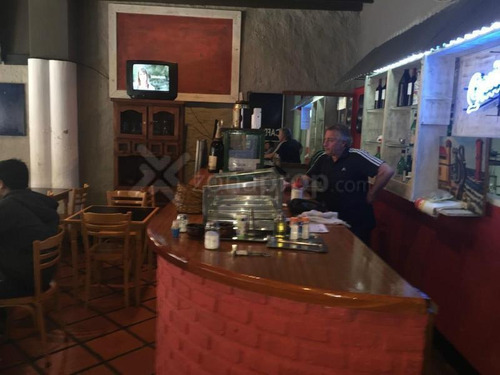 Imagen 3 de 8 de Con Renta: $40.000 Av. Rivadavia Al 3000 Y Ecuador 8 X 18 Ep