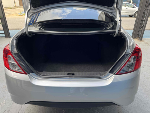 Nissan Versa 1.6 16V FLEX SV 4P MANUAL