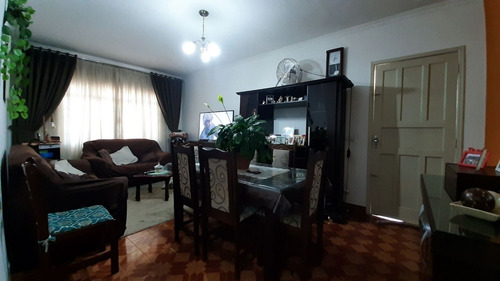 Vende-se Casa Com 4 Dormitórios E 3 Banheiros